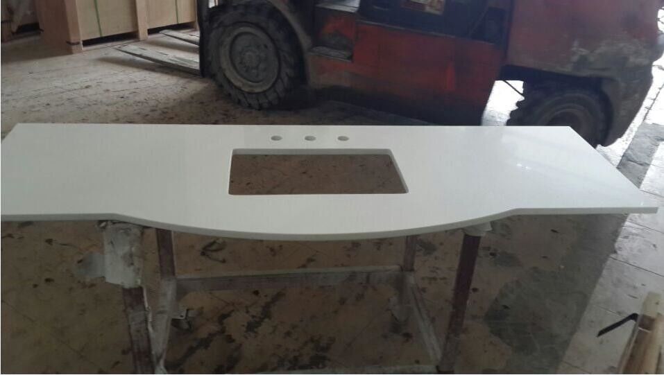 QS301 سنگ کوارتز مصنوعی با آینه آینه کاشی کریستال سری سفید کانتر Vanity Tops جدول